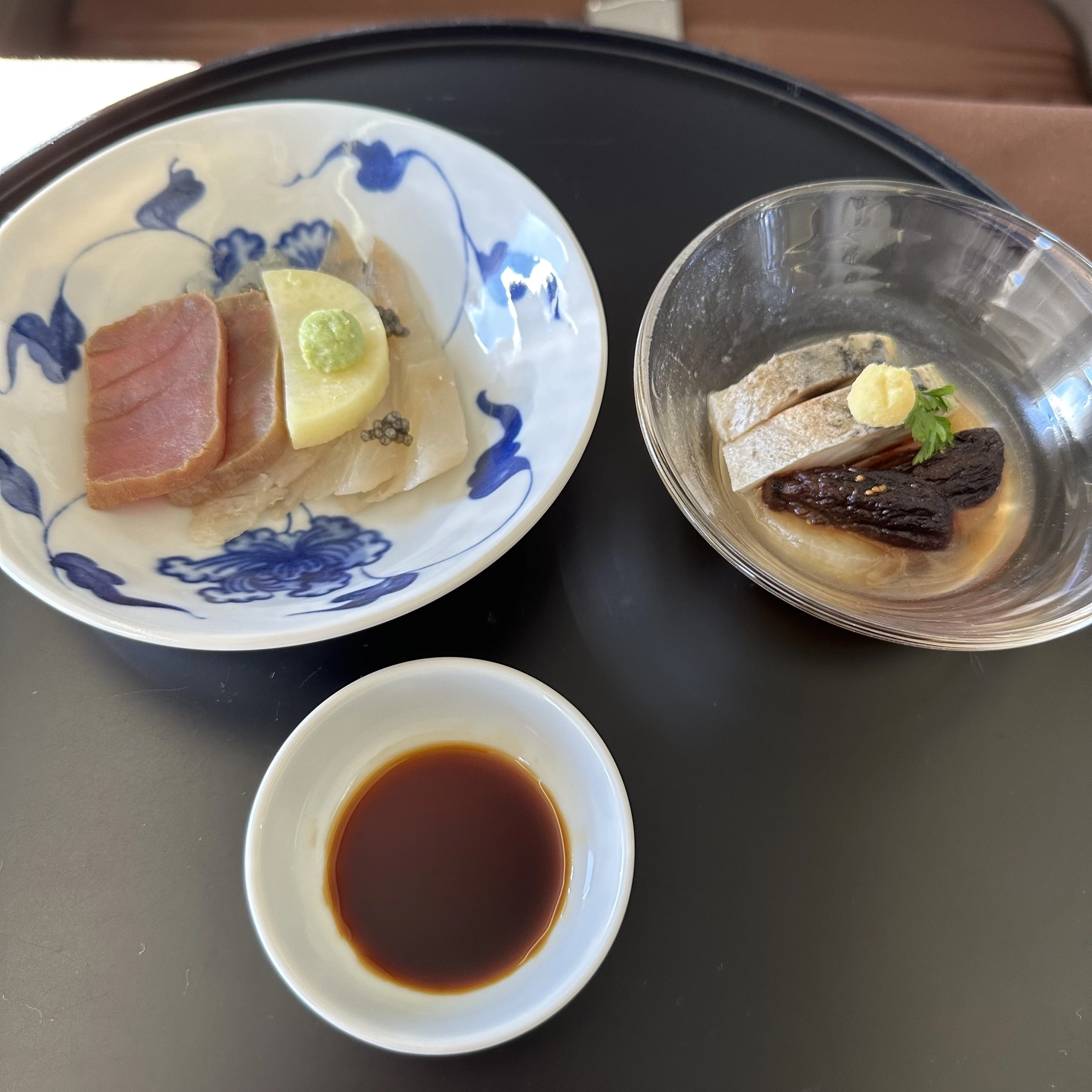 Japan Airlines Boeing 777-300ER First Class sushi appetizer.