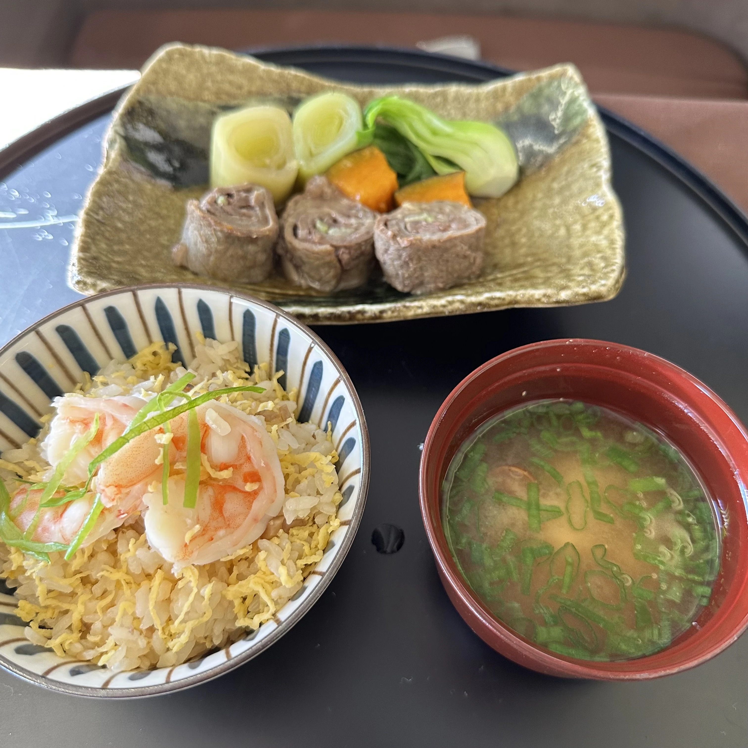 Japan Airlines Boeing 777-300ER First Class beef roll main dish.