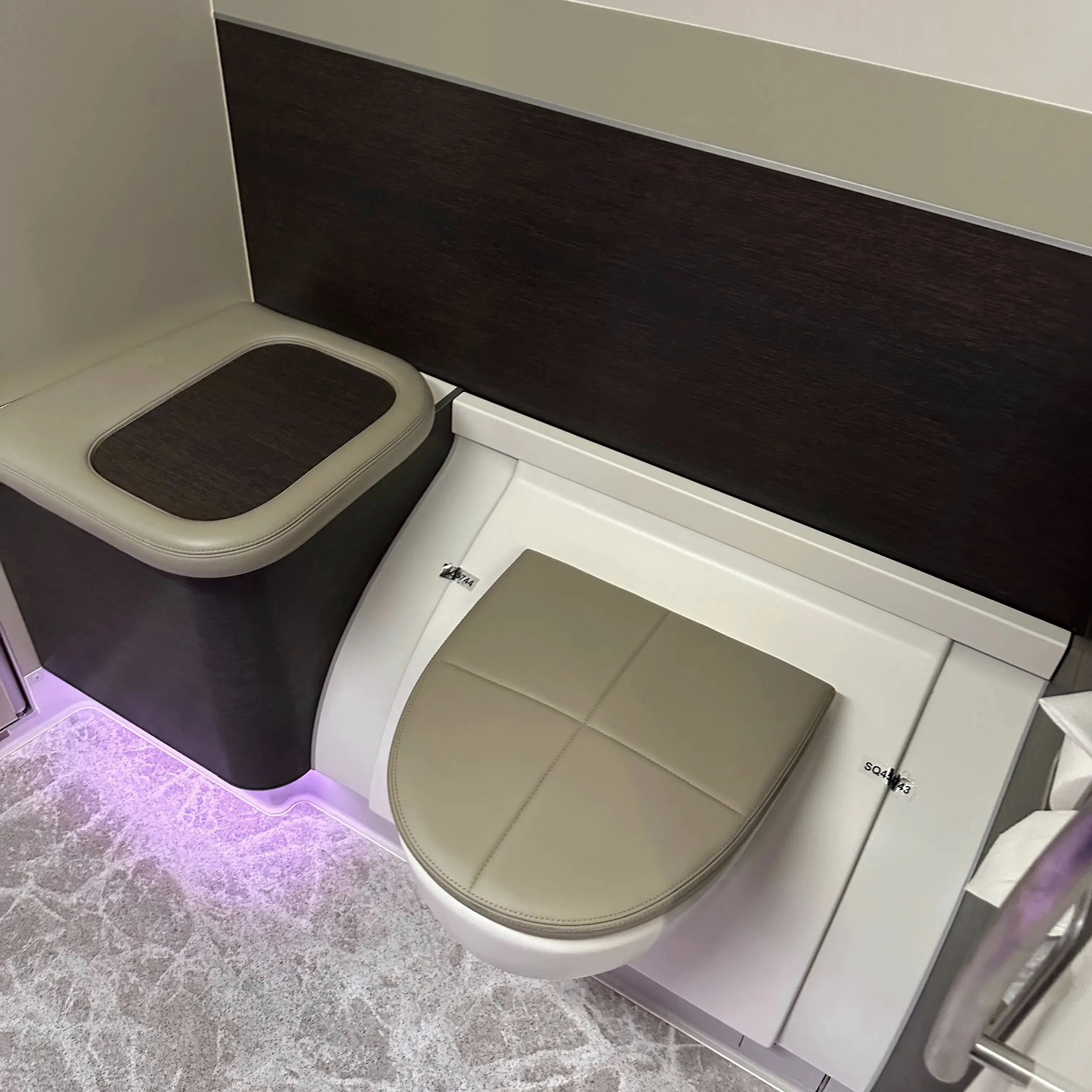 Singapore Airlines A380-800 First Class Suites toilet.