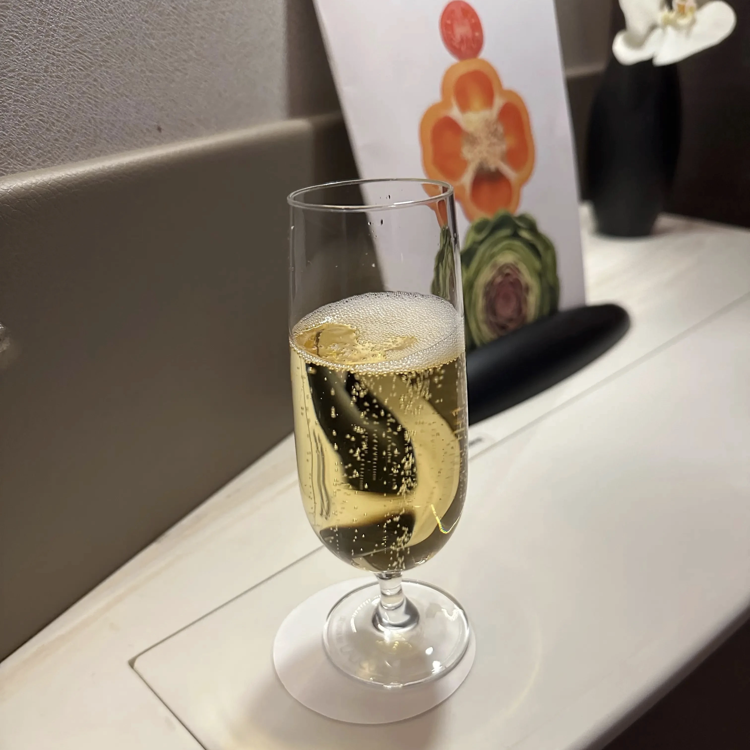 Singapore Airlines A380-800 First Class Suites champagne.